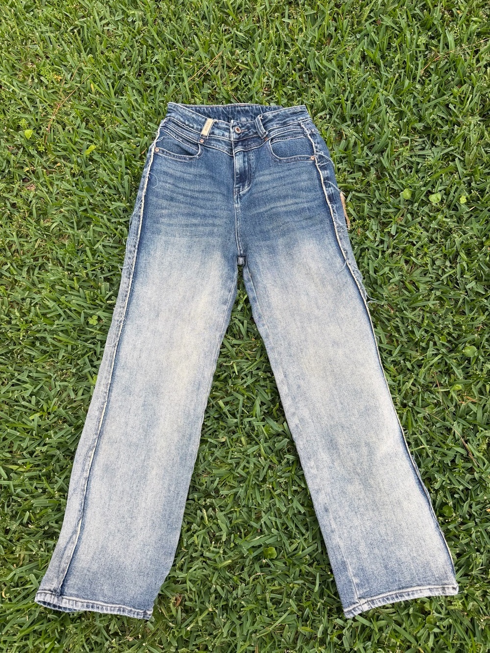 Obey Straight Leg Raw Hem Side Seam Jeans Women’s Size 24 Y2K Skater Denim - Picture 2 of 8
